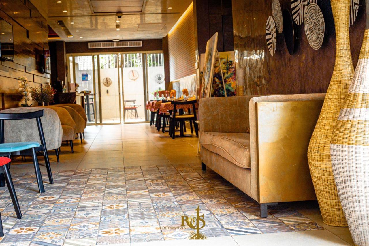 Roots Hotel Apartments Abidjan Exterior photo